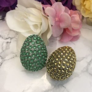 Bling Easter egg step by step tutorial by Little Gray Squirrel